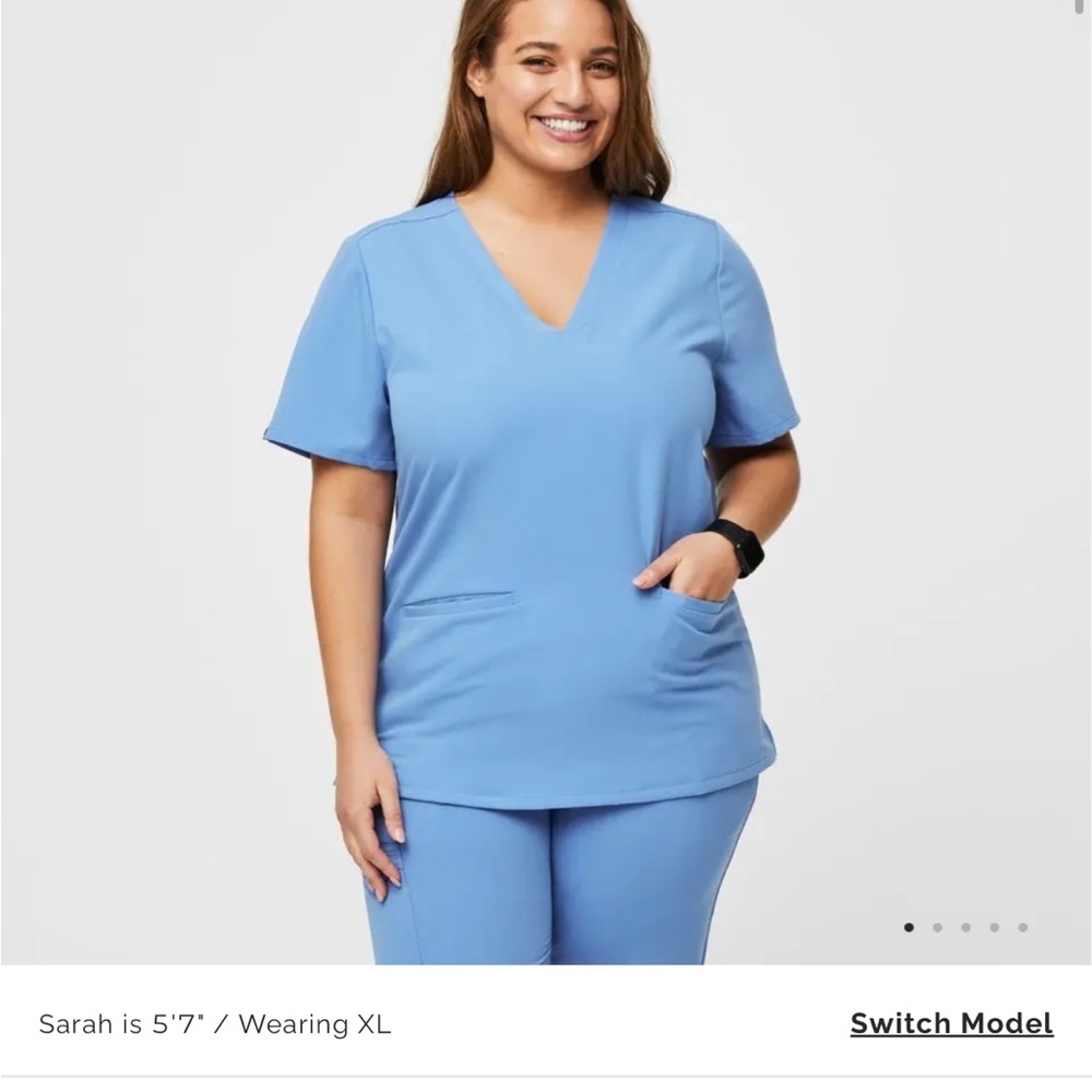 Figs Casma Scrub Top ceil blue
